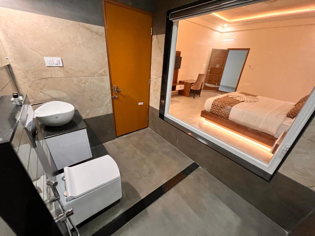 Blue Peaks Holiday Home مونار المظهر الخارجي الصورة