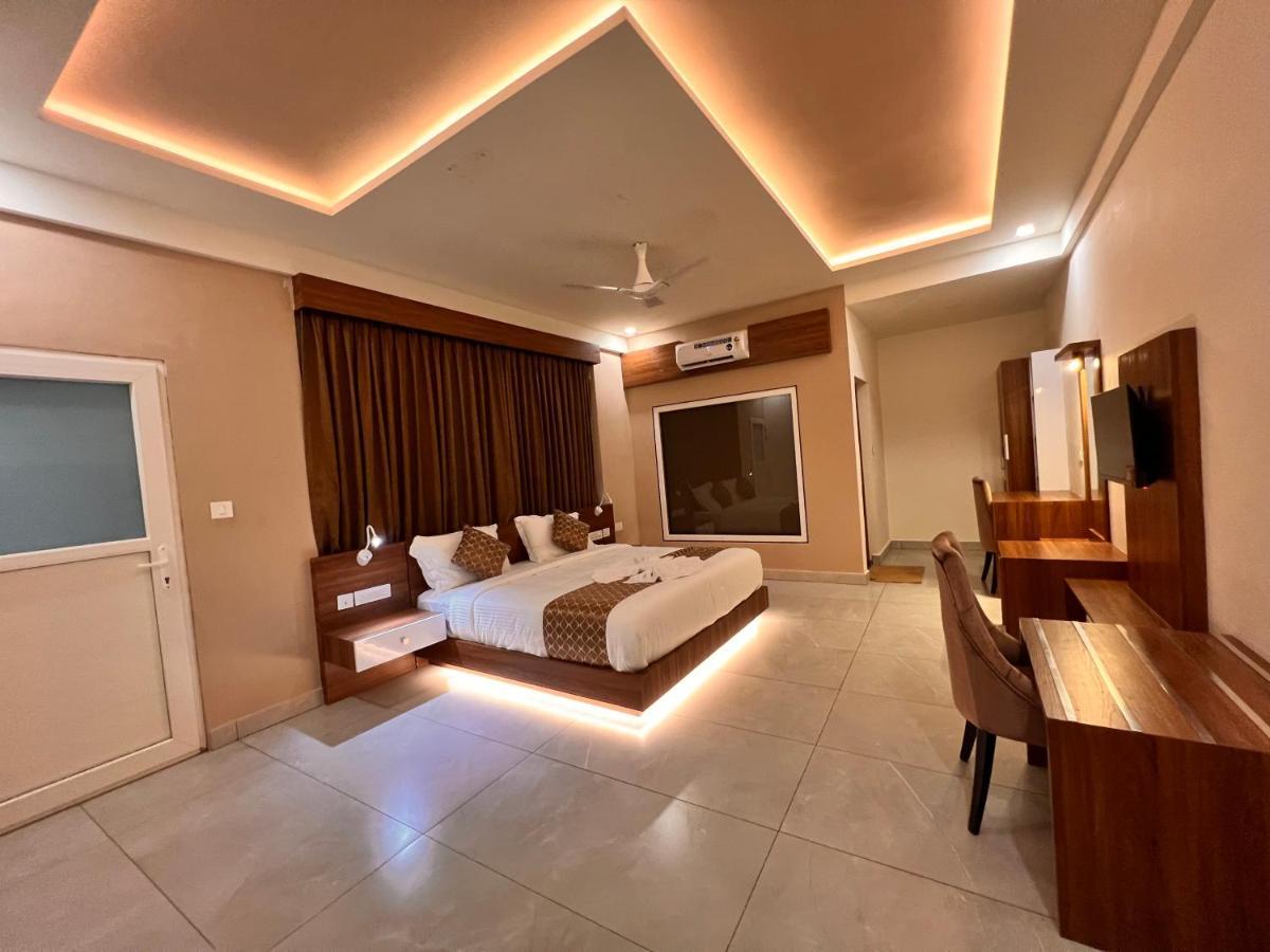 Blue Peaks Holiday Home مونار المظهر الخارجي الصورة