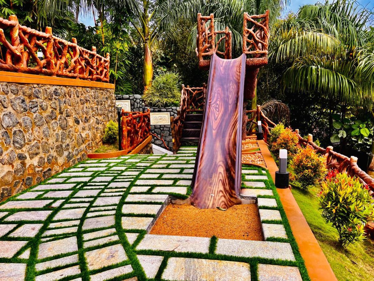 Blue Peaks Holiday Home مونار المظهر الخارجي الصورة
