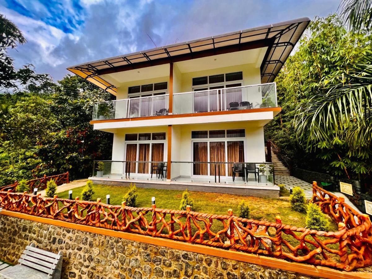 Blue Peaks Holiday Home مونار المظهر الخارجي الصورة