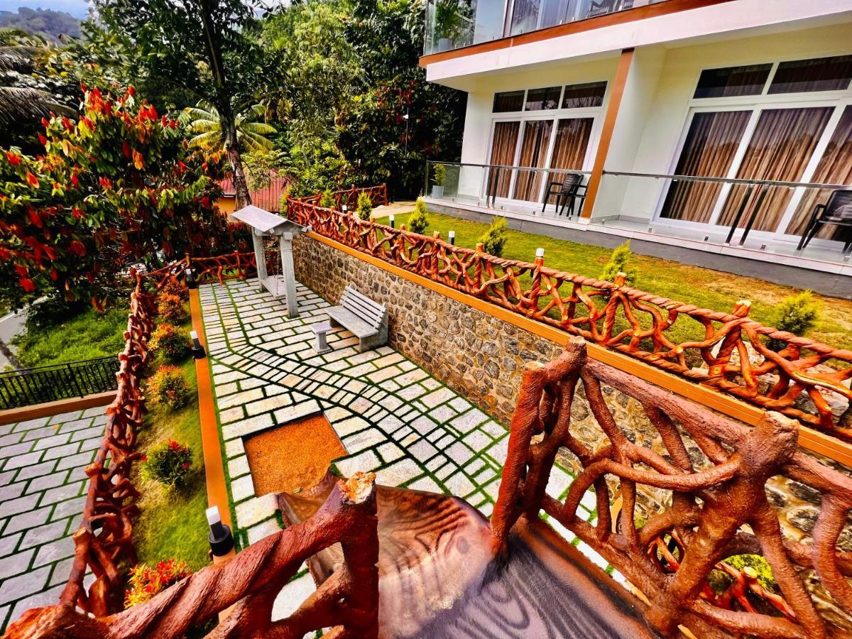 Blue Peaks Holiday Home مونار المظهر الخارجي الصورة