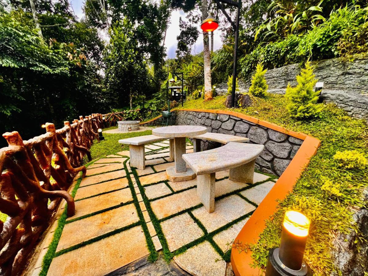 Blue Peaks Holiday Home مونار المظهر الخارجي الصورة
