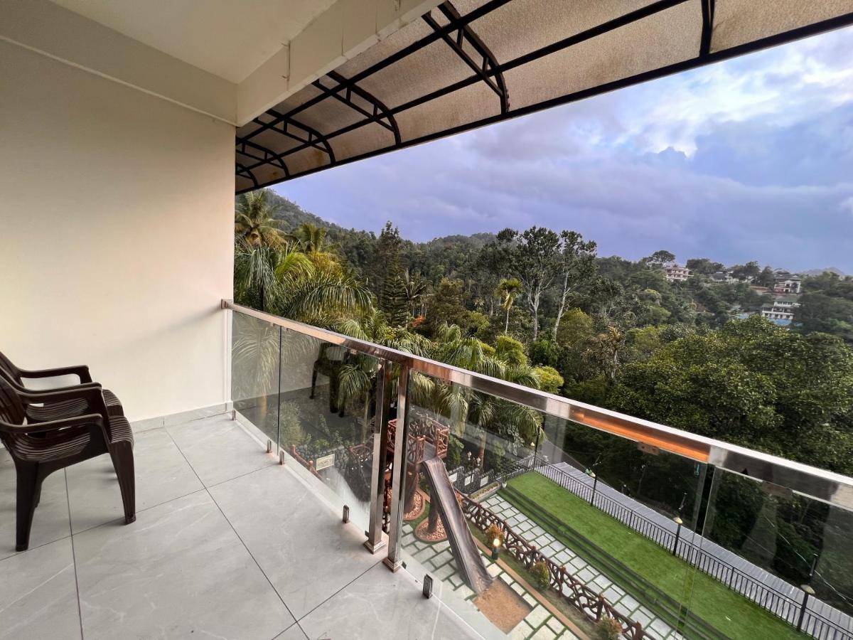 Blue Peaks Holiday Home مونار المظهر الخارجي الصورة