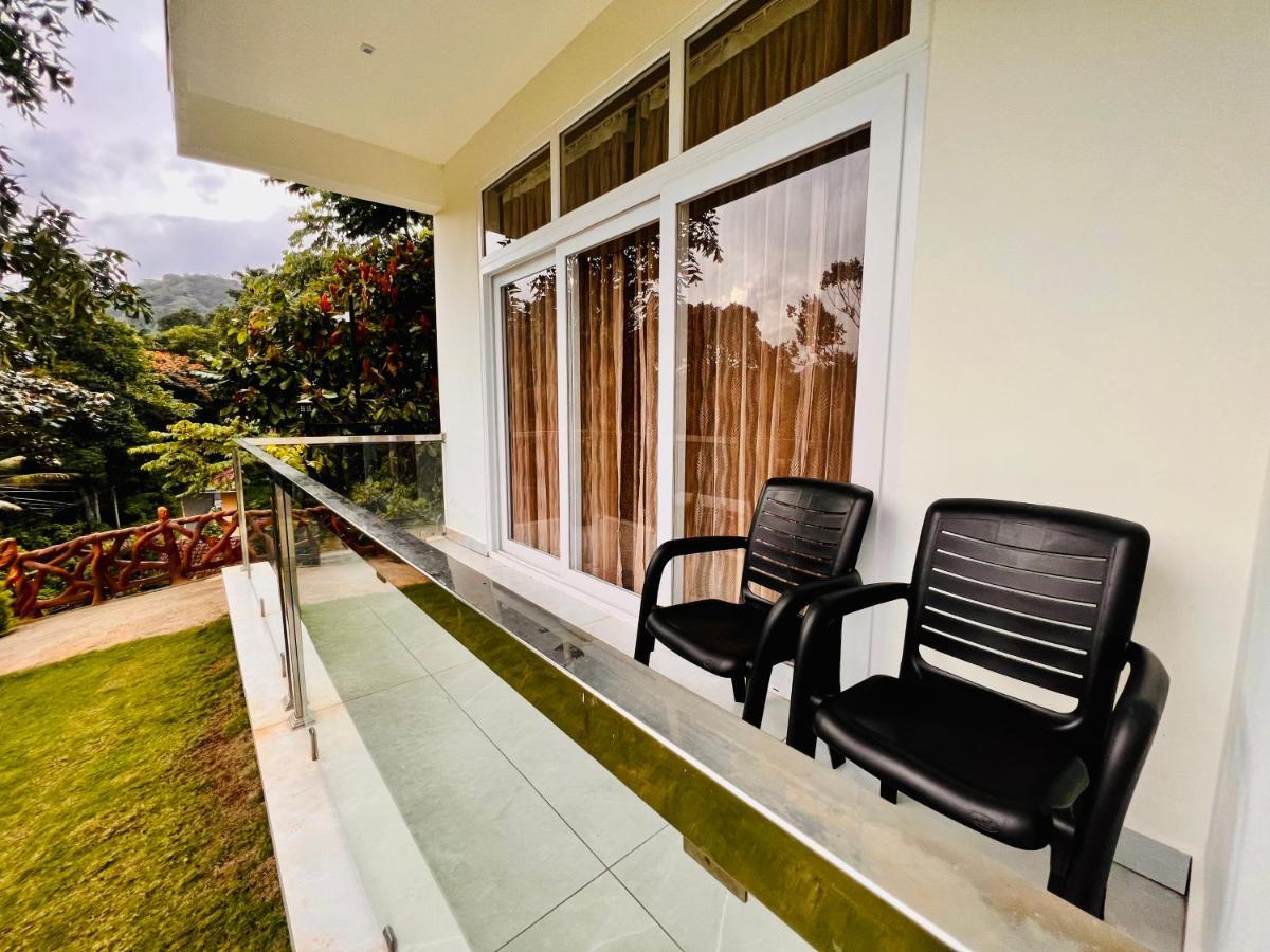 Blue Peaks Holiday Home مونار المظهر الخارجي الصورة