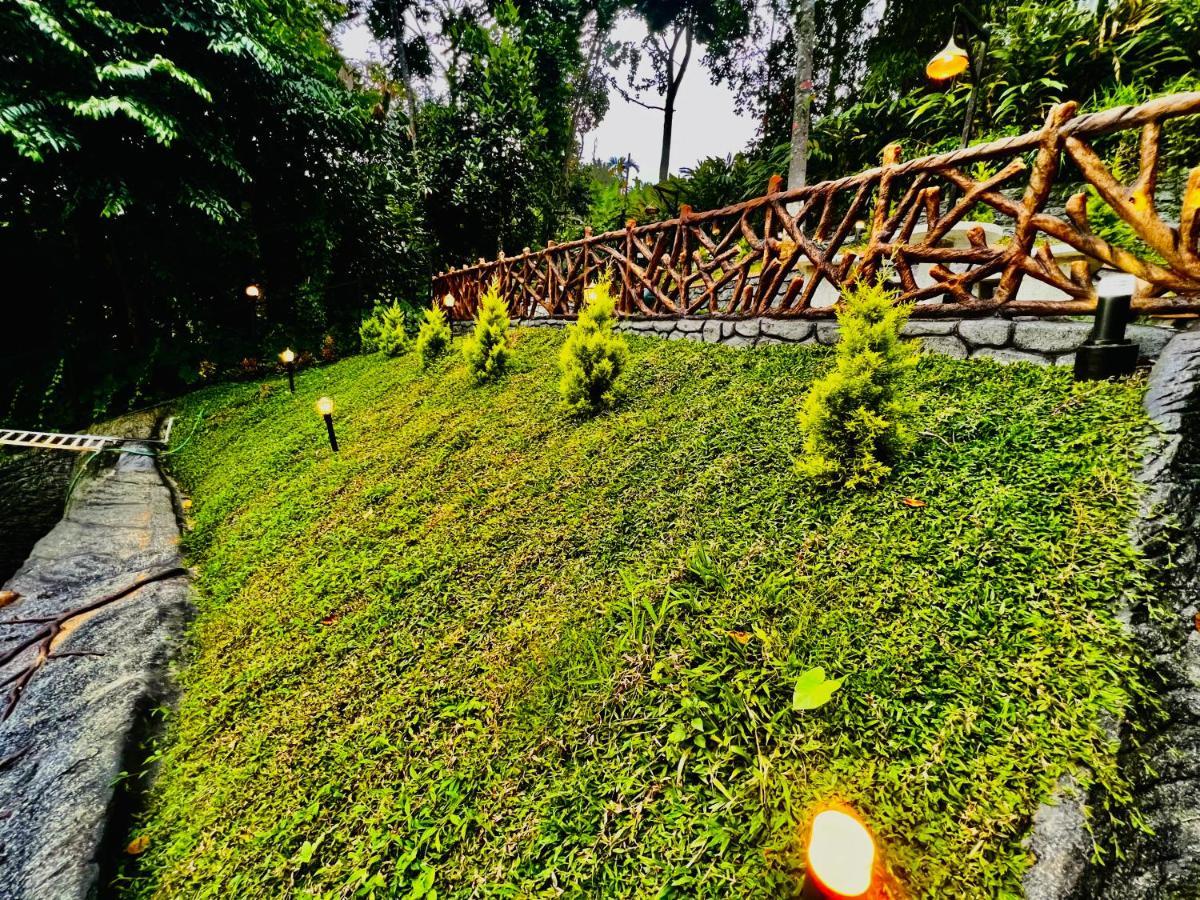 Blue Peaks Holiday Home مونار المظهر الخارجي الصورة