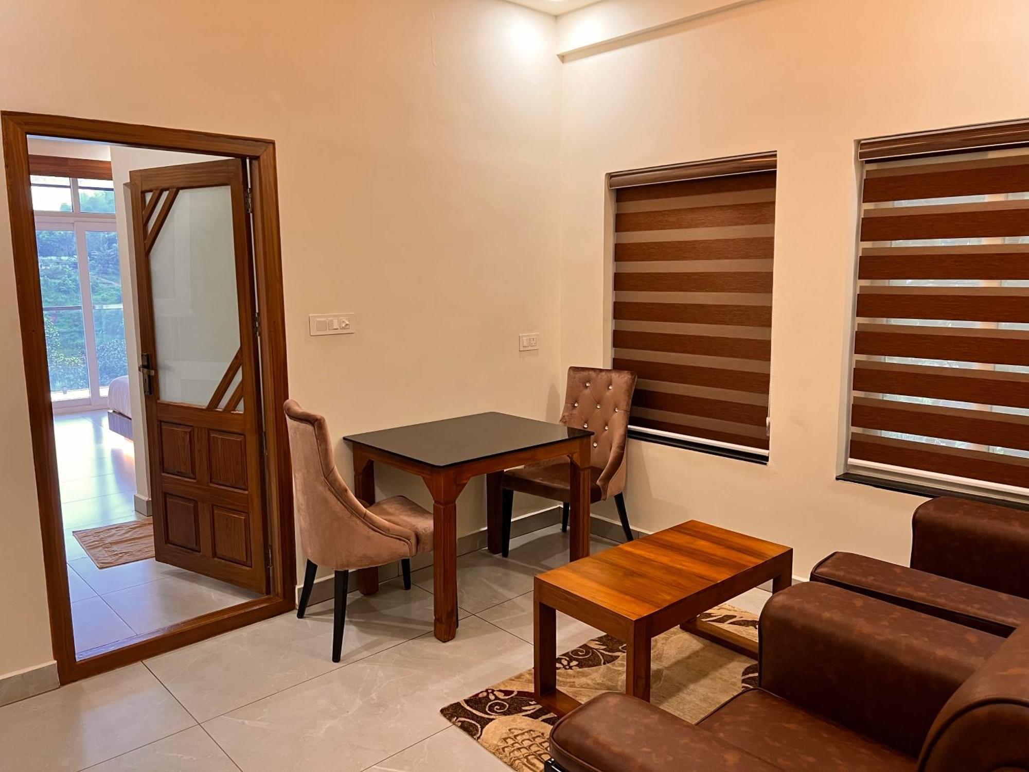 Blue Peaks Holiday Home مونار المظهر الخارجي الصورة