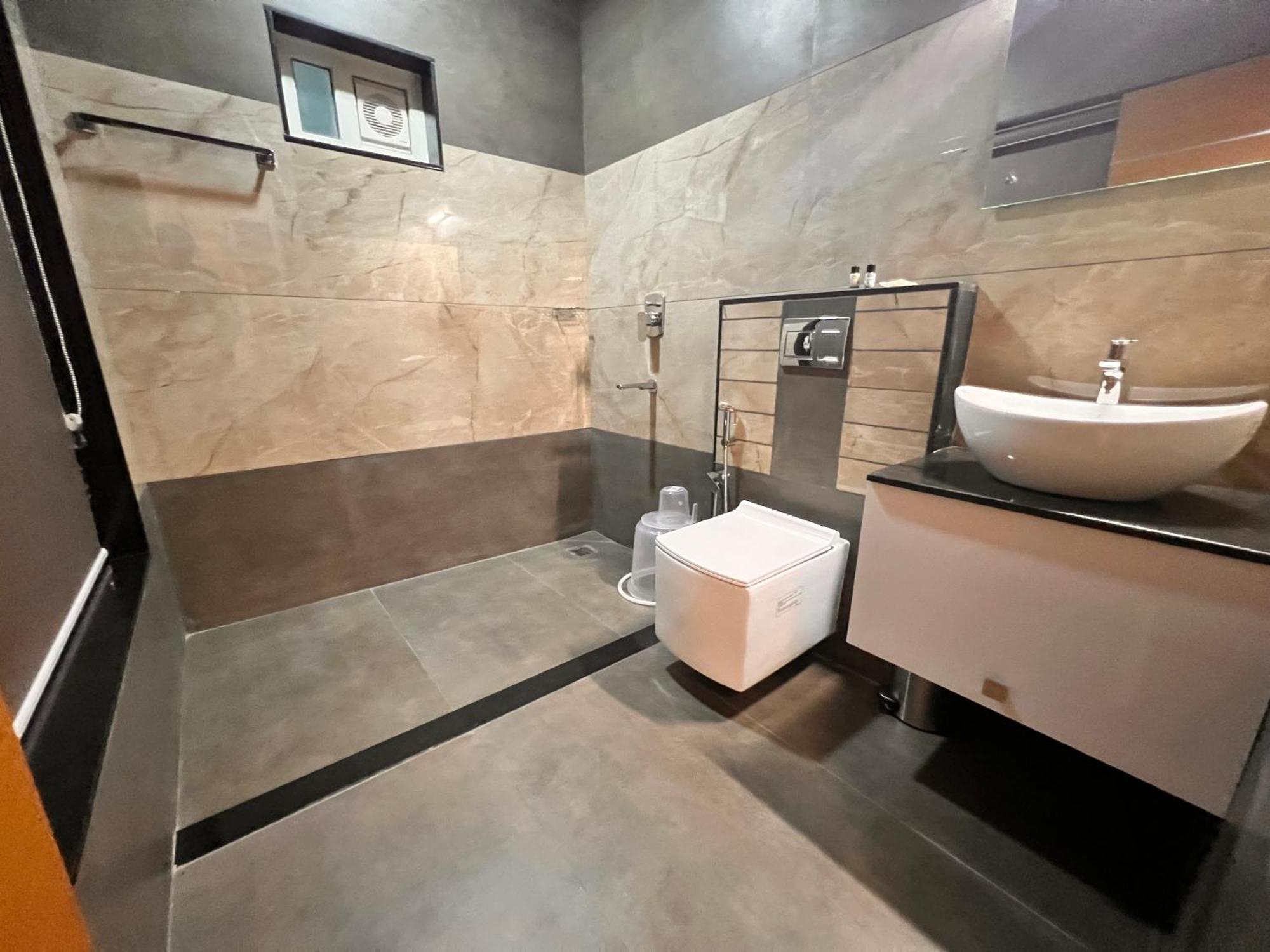 Blue Peaks Holiday Home مونار المظهر الخارجي الصورة